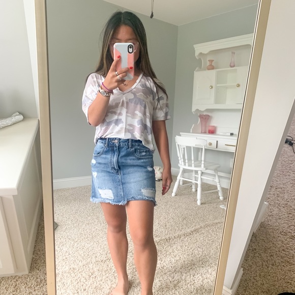 Forever 21 skirt - Picture 2 of 5